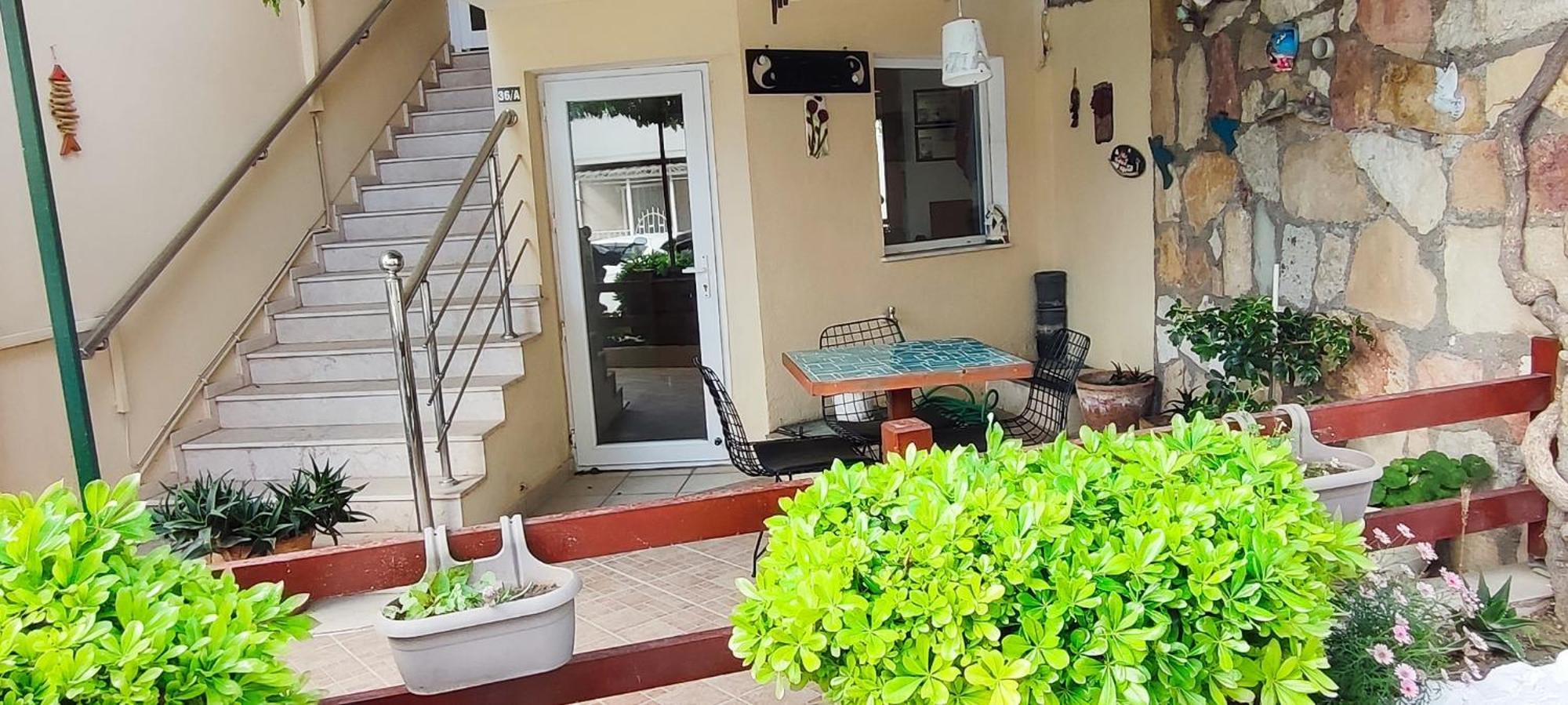 Bonapart Hotel Çeşme Exteriör bild